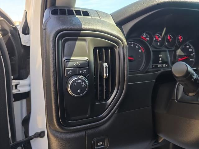 2020 Chevrolet Silverado Custom