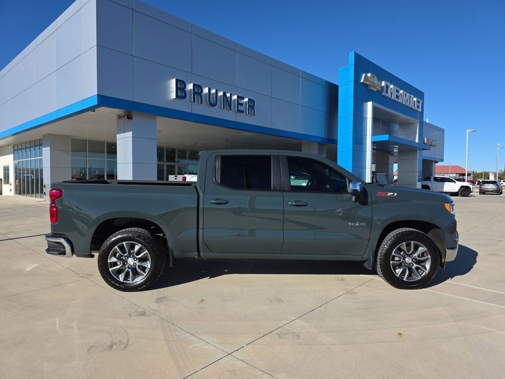 2025 Chevrolet Silverado 1500 LT