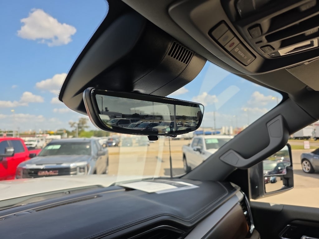 2025 GMC Sierra Denali