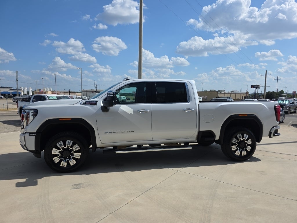 2025 GMC Sierra Denali