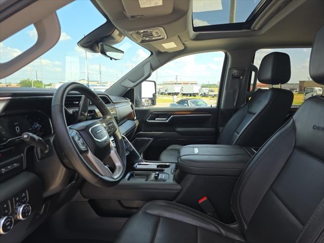 2025 GMC Sierra Denali