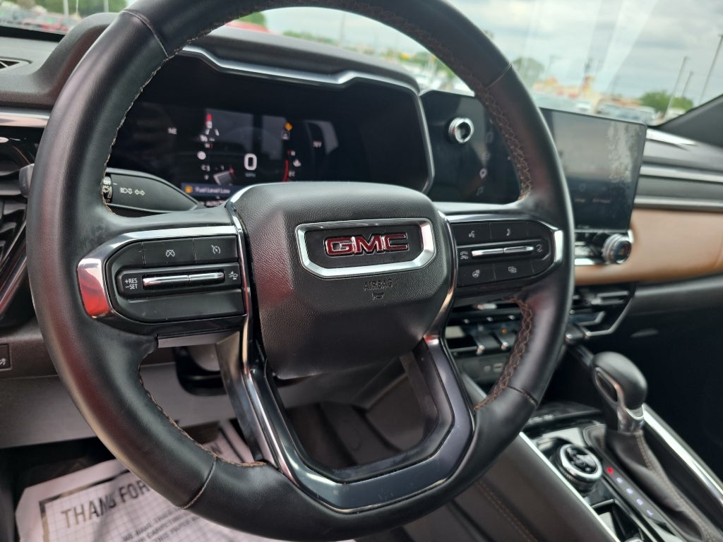 2023 GMC Canyon 4WD AT4