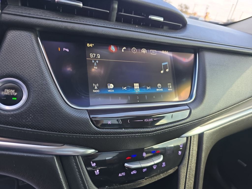 2018 Cadillac XT5 Premium Luxury FWD