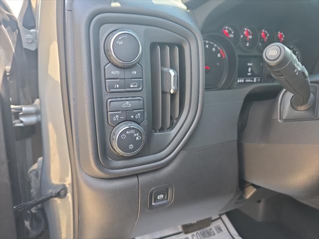 2024 Chevrolet Silverado Custom