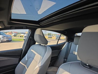 2026 Toyota Camry Hybrid SE