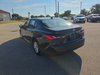 2025 Toyota Camry Hybrid LE