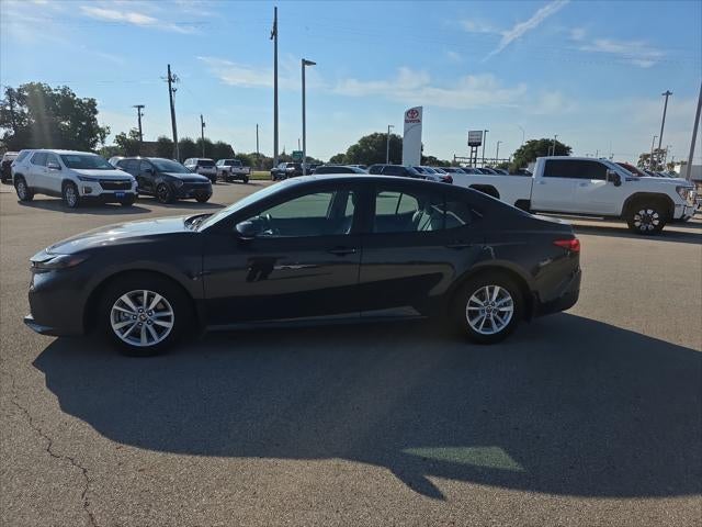 2025 Toyota Camry Hybrid LE