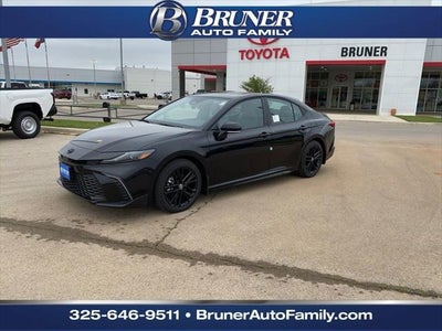 2025 Toyota Camry SE