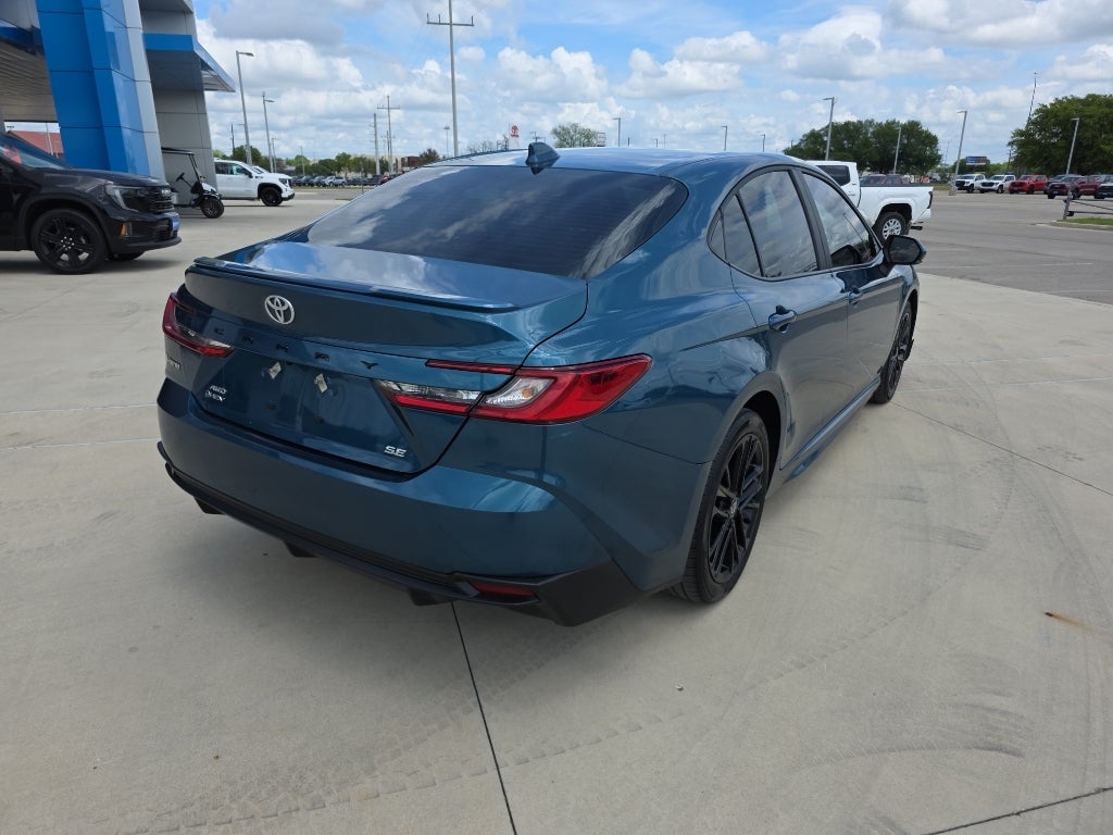 2025 Toyota Camry Hybrid SE