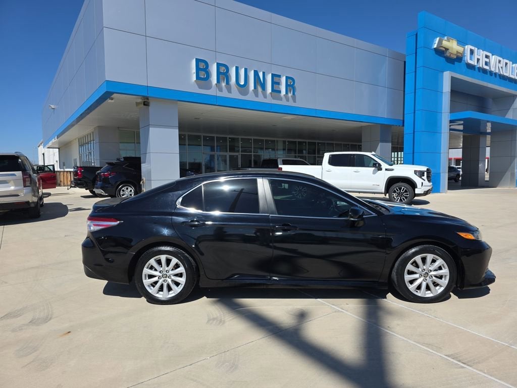 2020 Toyota Camry LE