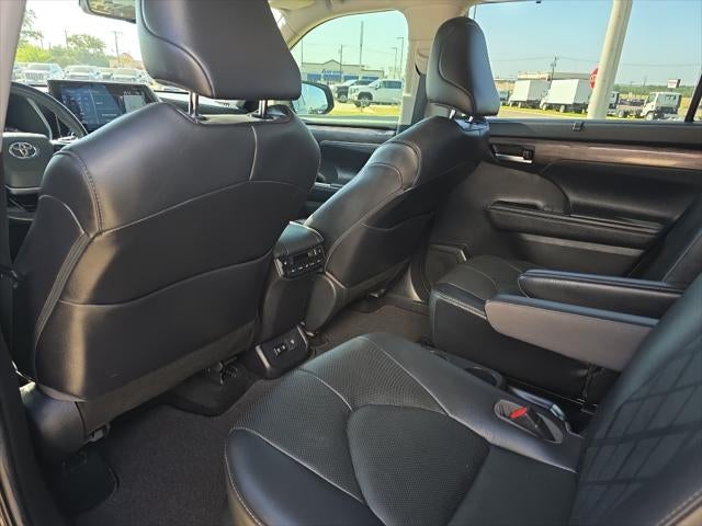 2020 Toyota Highlander Platinum