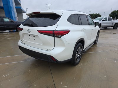 2021 Toyota Highlander XLE