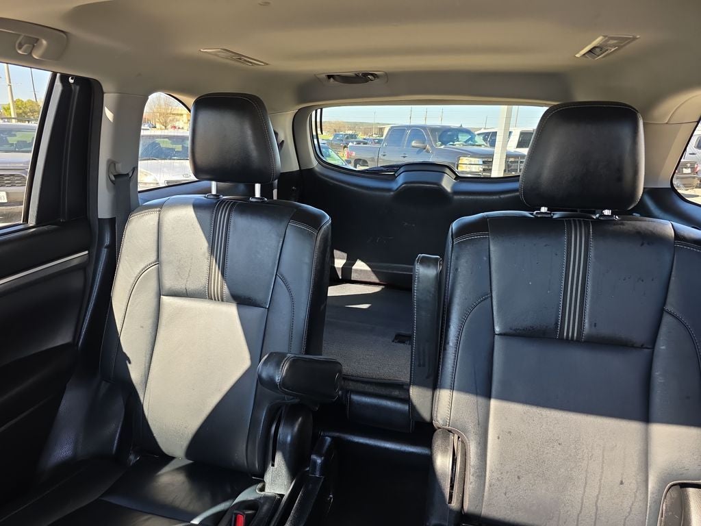 2017 Toyota Highlander SE