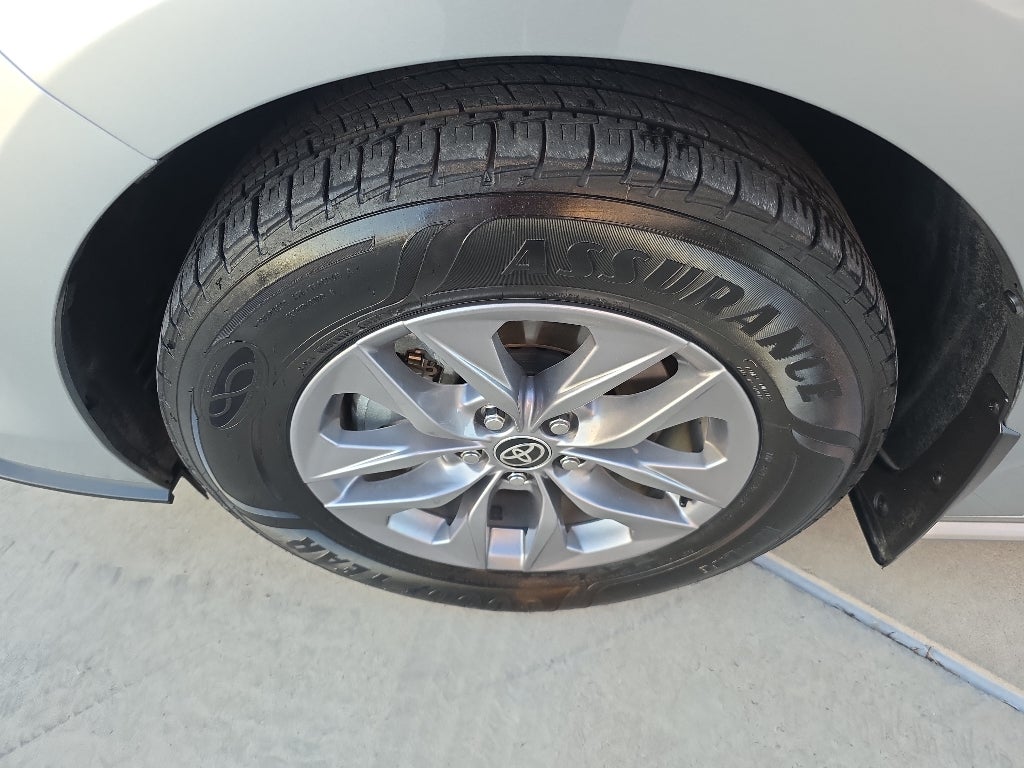 2022 Toyota Sienna XLE