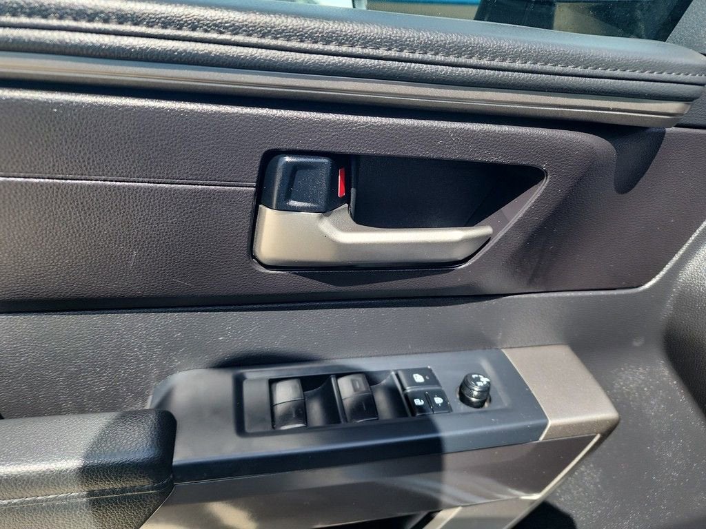 2022 Toyota Tundra 2WD SR5