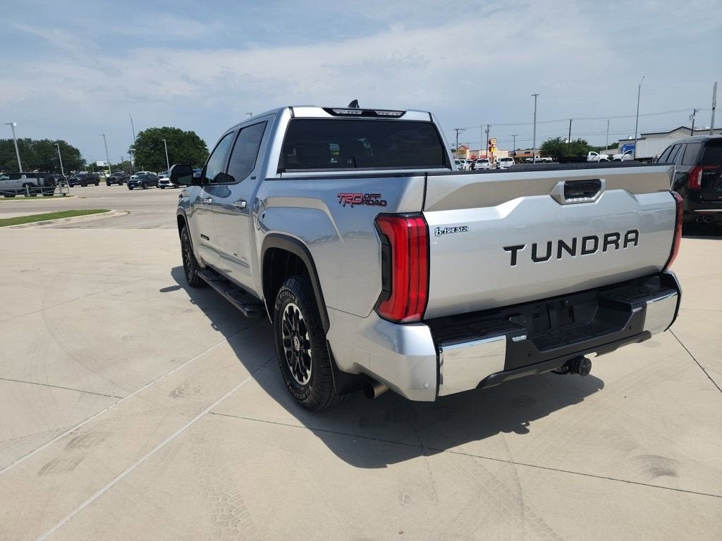 2022 Toyota Tundra 2WD SR5