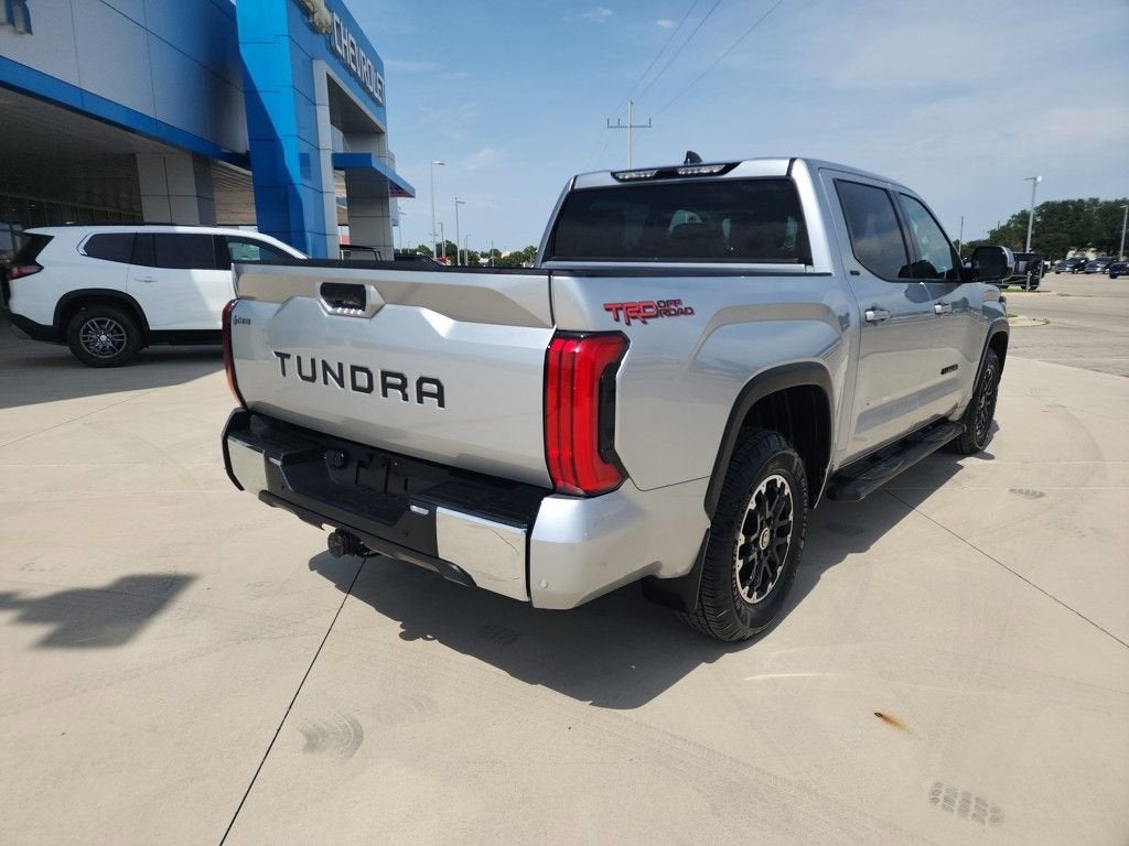 2022 Toyota Tundra 2WD SR5