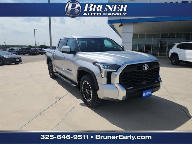2022 Toyota Tundra 2WD SR5