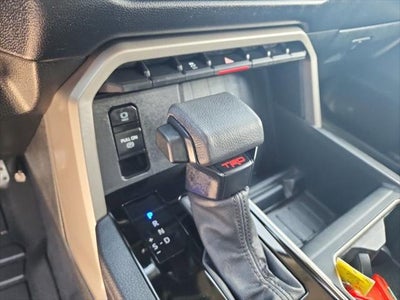 2022 Toyota Tundra 2WD SR5