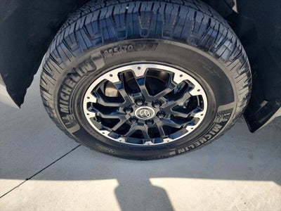 2022 Toyota Tundra 2WD SR5