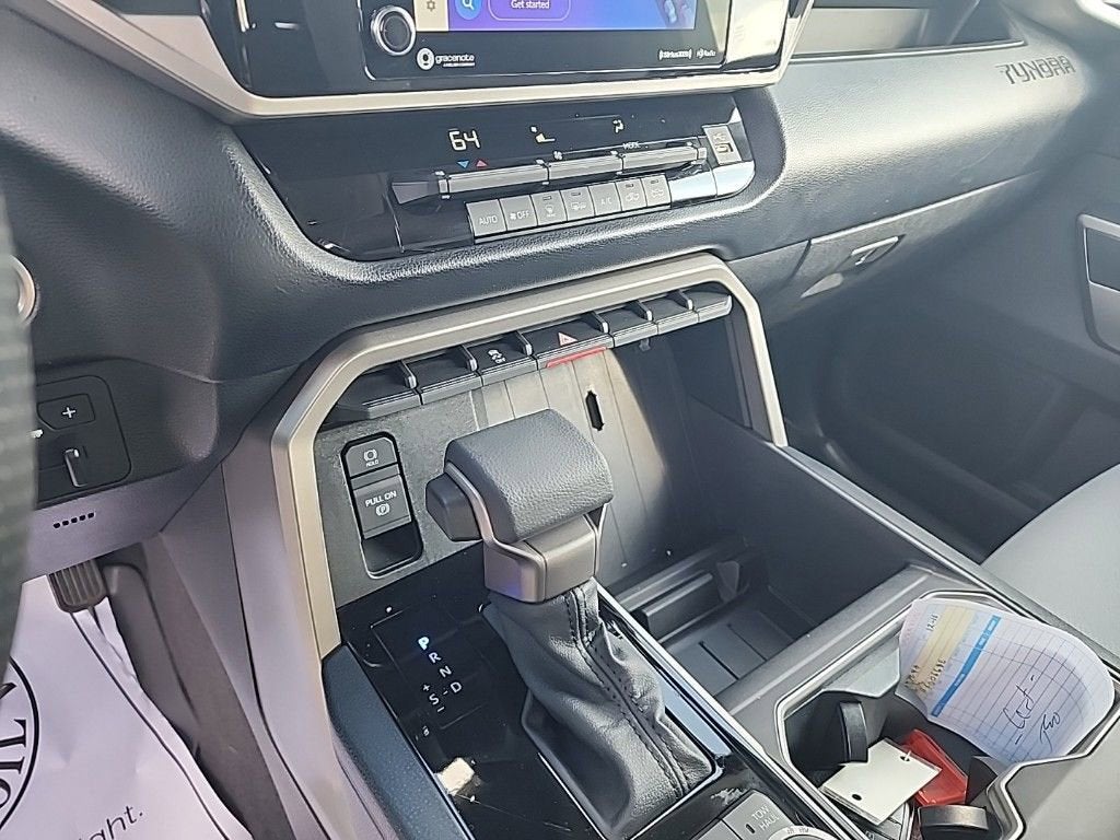 2022 Toyota Tundra 4WD SR5