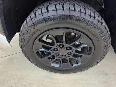 2023 Toyota Tundra 4WD SR5