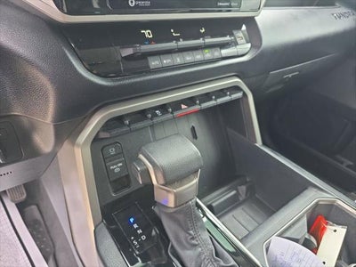 2023 Toyota Tundra 4WD SR5