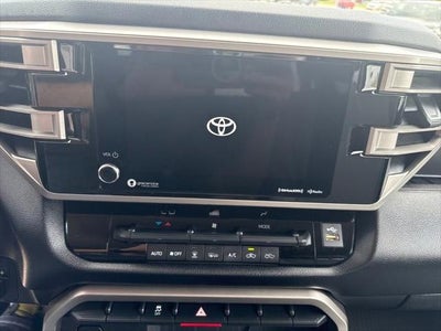 2023 Toyota Tundra 4WD SR5