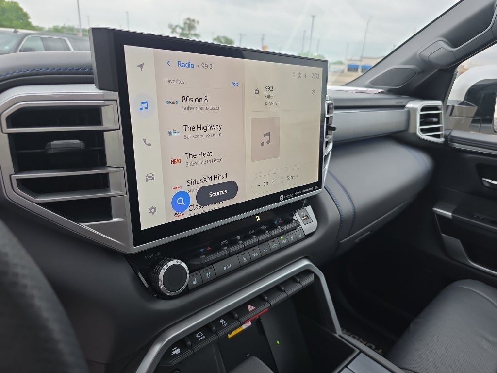 2024 Toyota Tundra Hybrid Platinum Hybrid