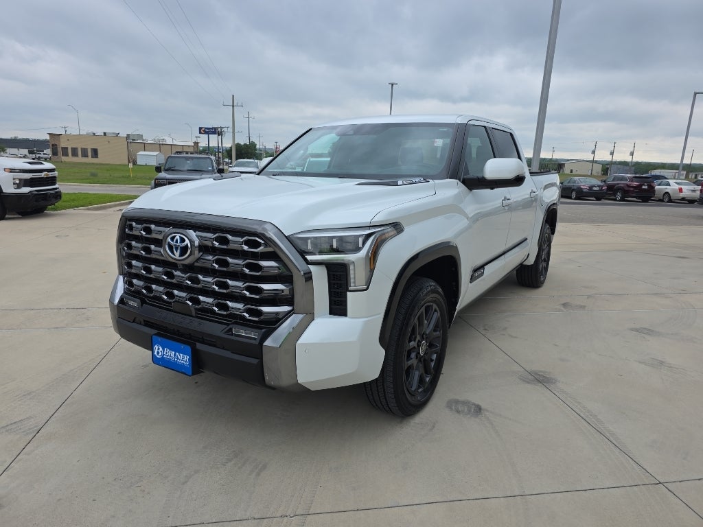 2024 Toyota Tundra Hybrid Platinum Hybrid