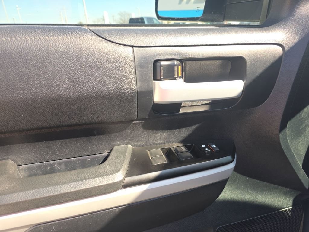 2018 Toyota Tundra 2WD SR5