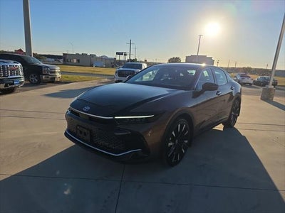 2024 Toyota Crown Platinum