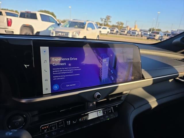 2024 Toyota Crown Platinum