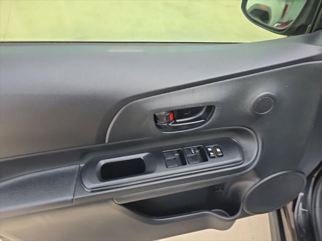 2018 Toyota Prius c Four