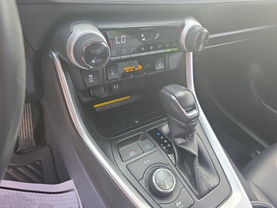 2019 Toyota RAV4 Hybrid XSE