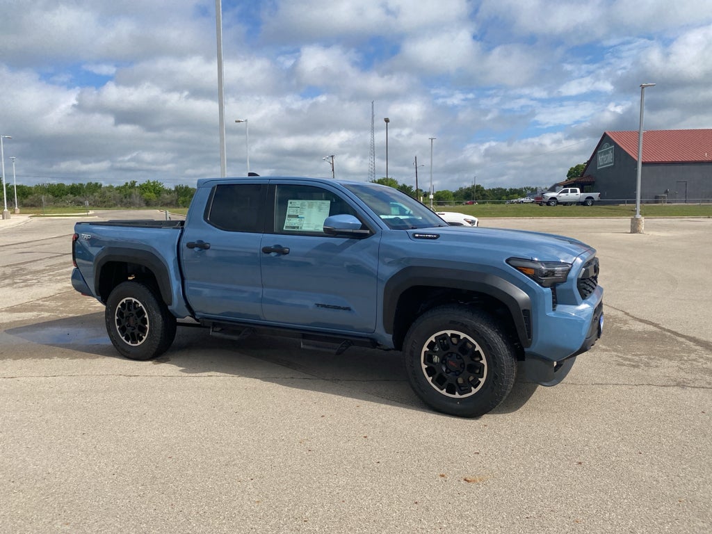2026 Toyota Tacoma i-FORCE MAX Tacoma TRD Off-Road