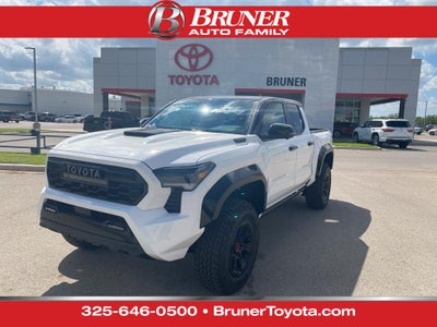 2026 Toyota Tacoma i-FORCE MAX Tacoma TRD Pro