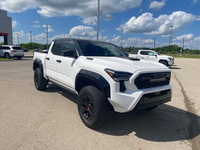 2026 Toyota Tacoma i-FORCE MAX Tacoma TRD Pro