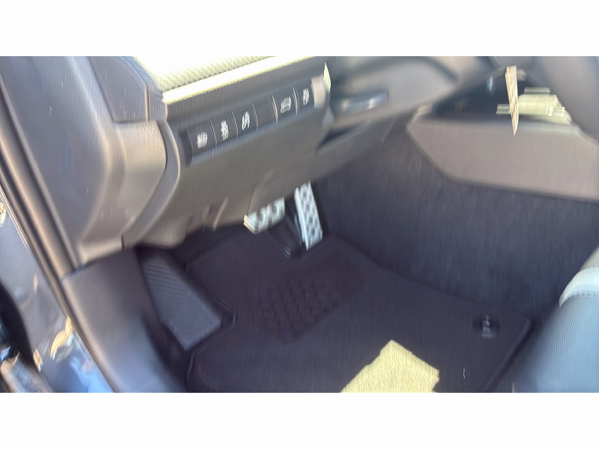 2026 Toyota Camry Hybrid SE