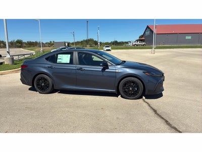 2026 Toyota Camry Hybrid SE