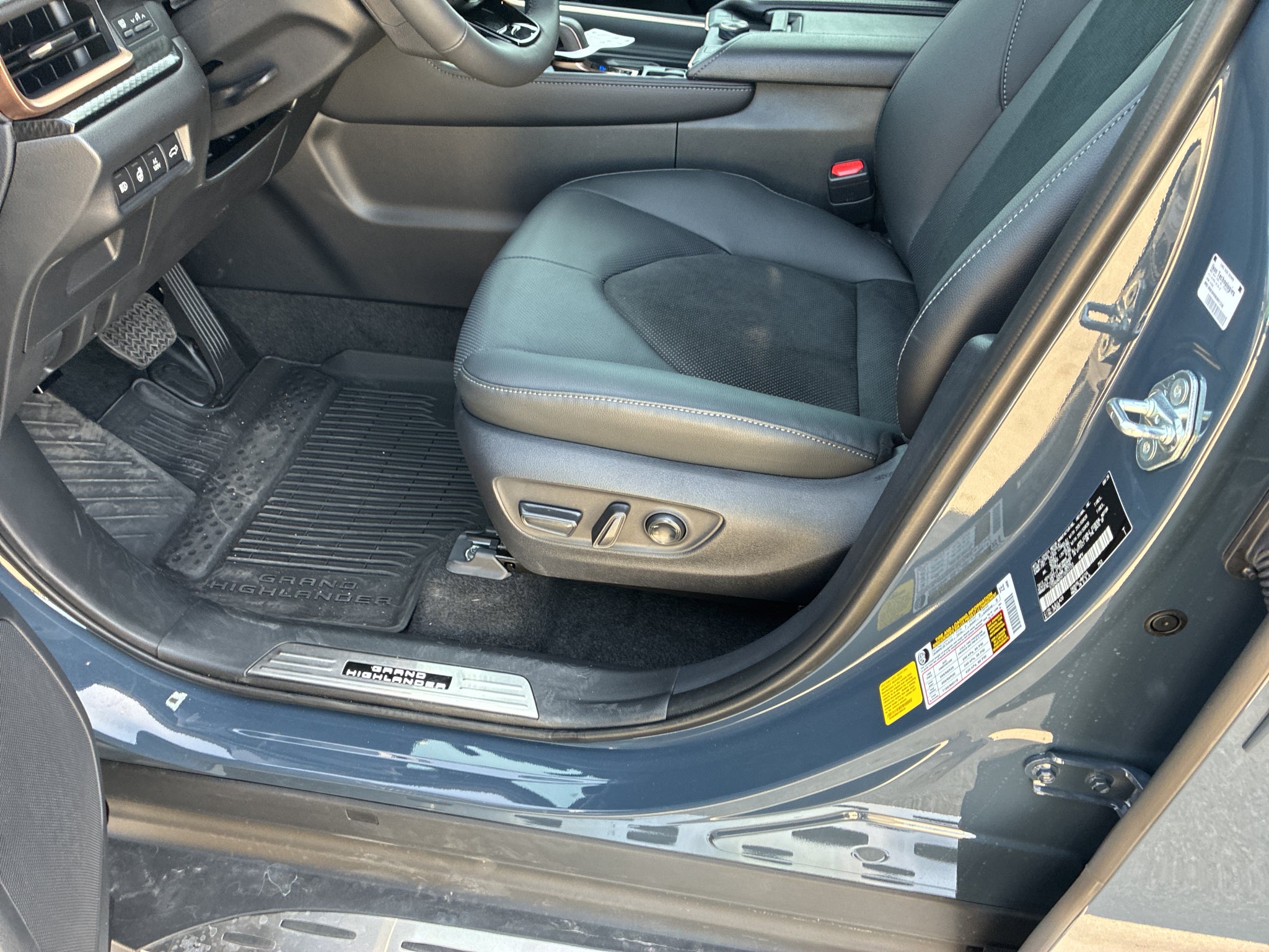 2026 Toyota Grand Highlander Hybrid Hybrid MAX Platinum