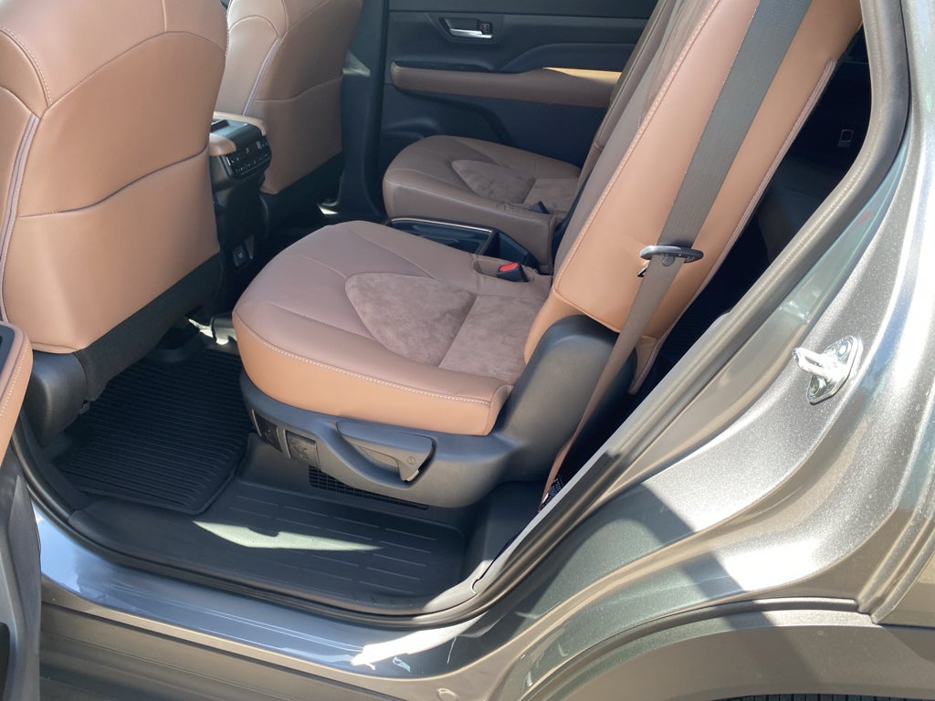 2026 Toyota Grand Highlander Hybrid Hybrid MAX Platinum