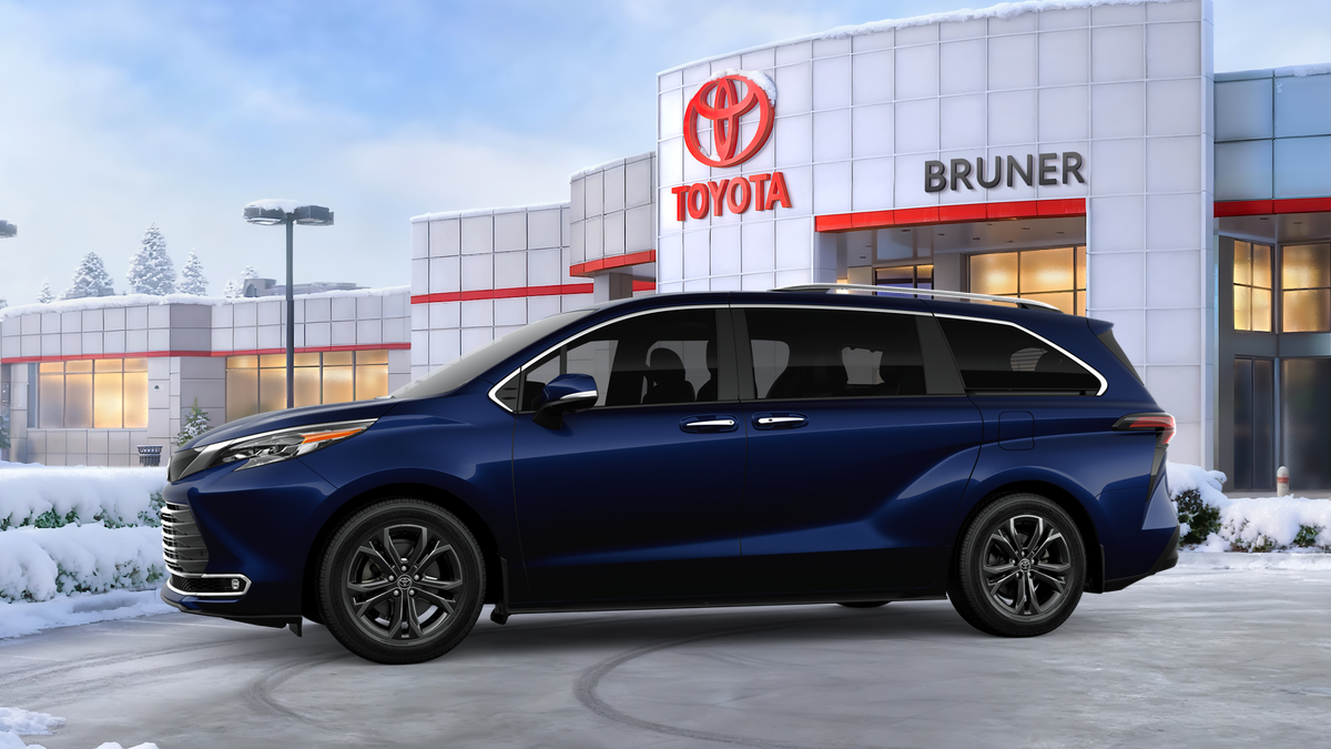 2026 Toyota Sienna Platinum