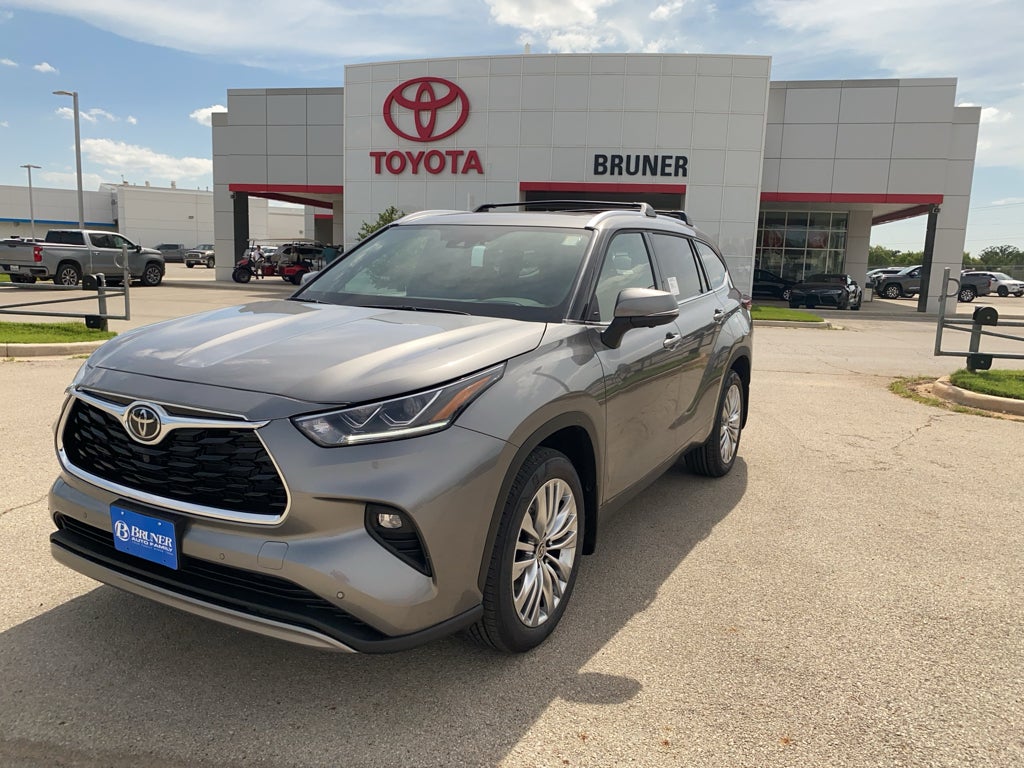 2026 Toyota Highlander Platinum