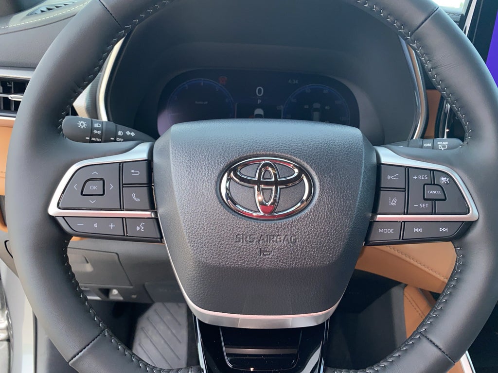 2026 Toyota Highlander Platinum