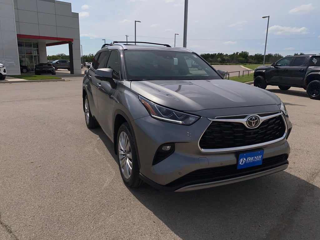 2026 Toyota Highlander Platinum