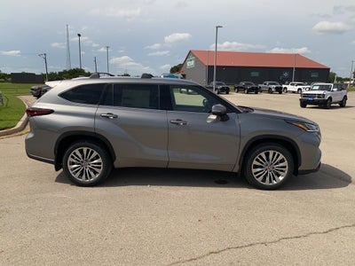 2026 Toyota Highlander Platinum