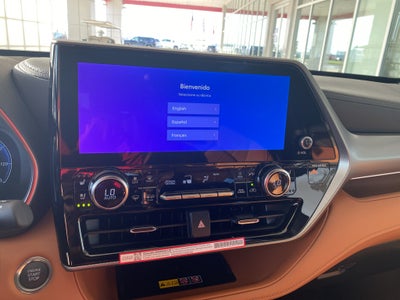 2026 Toyota Highlander Platinum