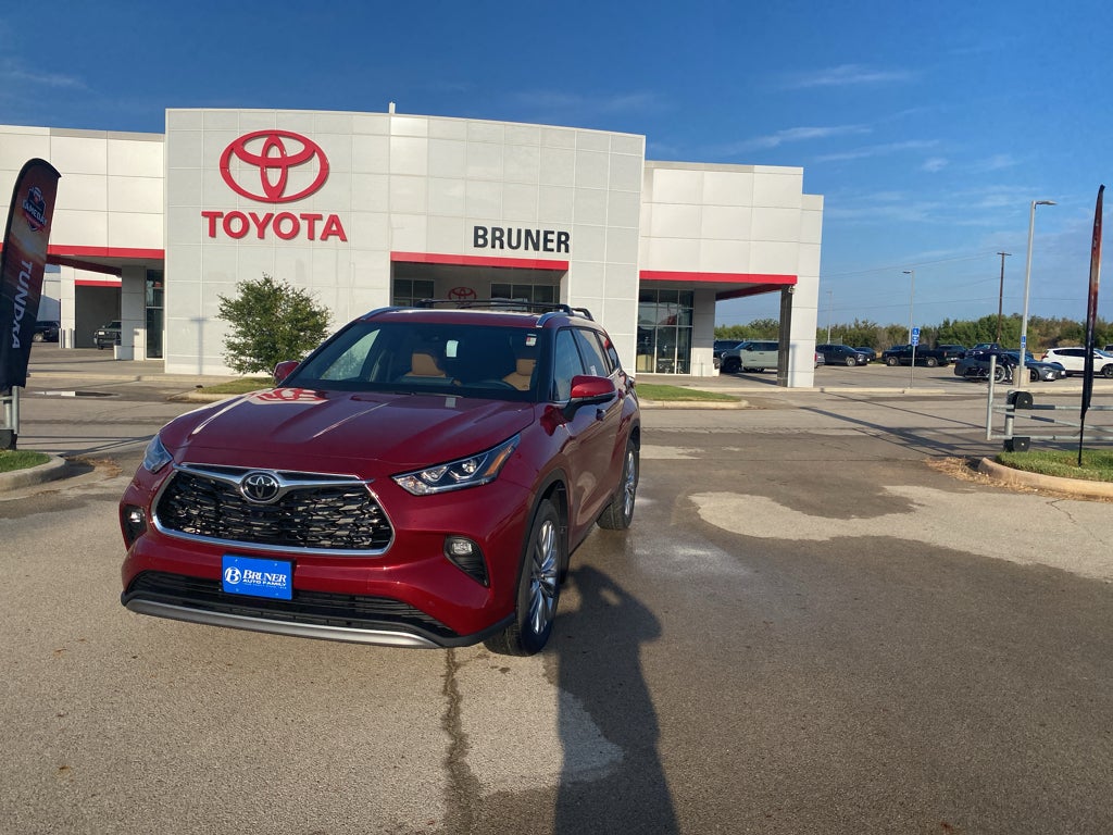 2026 Toyota Highlander Platinum