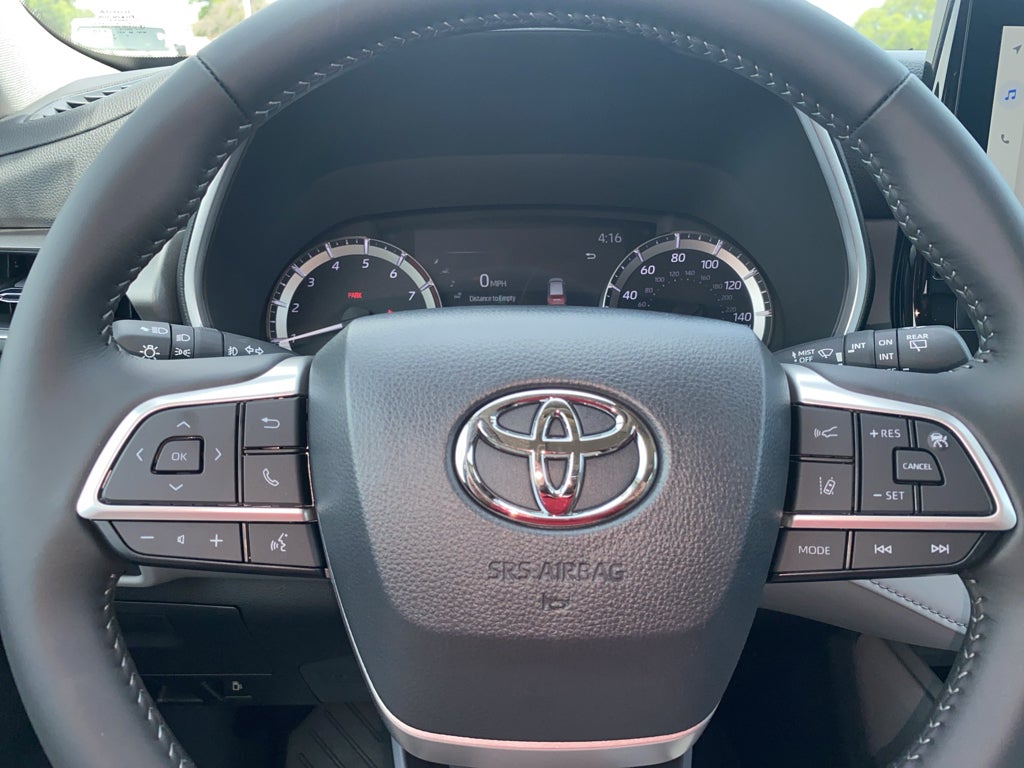 2026 Toyota Highlander XLE